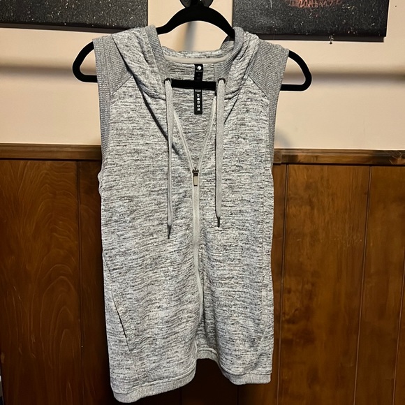 90 degrees sleeveless hooded zip up - Picture 1 of 7